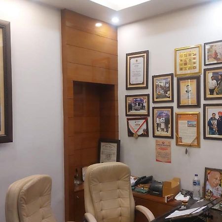Hotel Rajshree Tanakpur Экстерьер фото