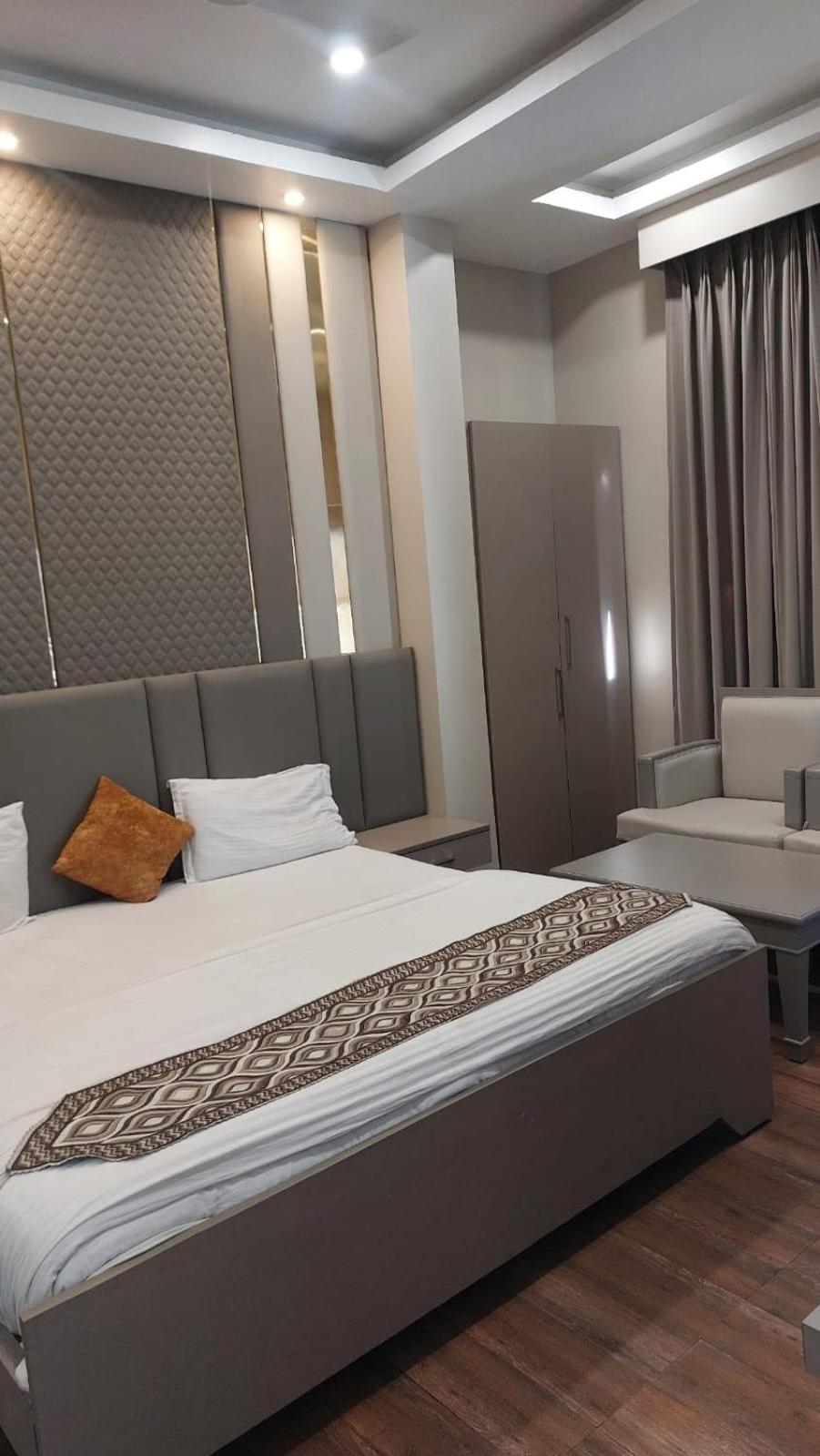 Hotel Rajshree Tanakpur Экстерьер фото