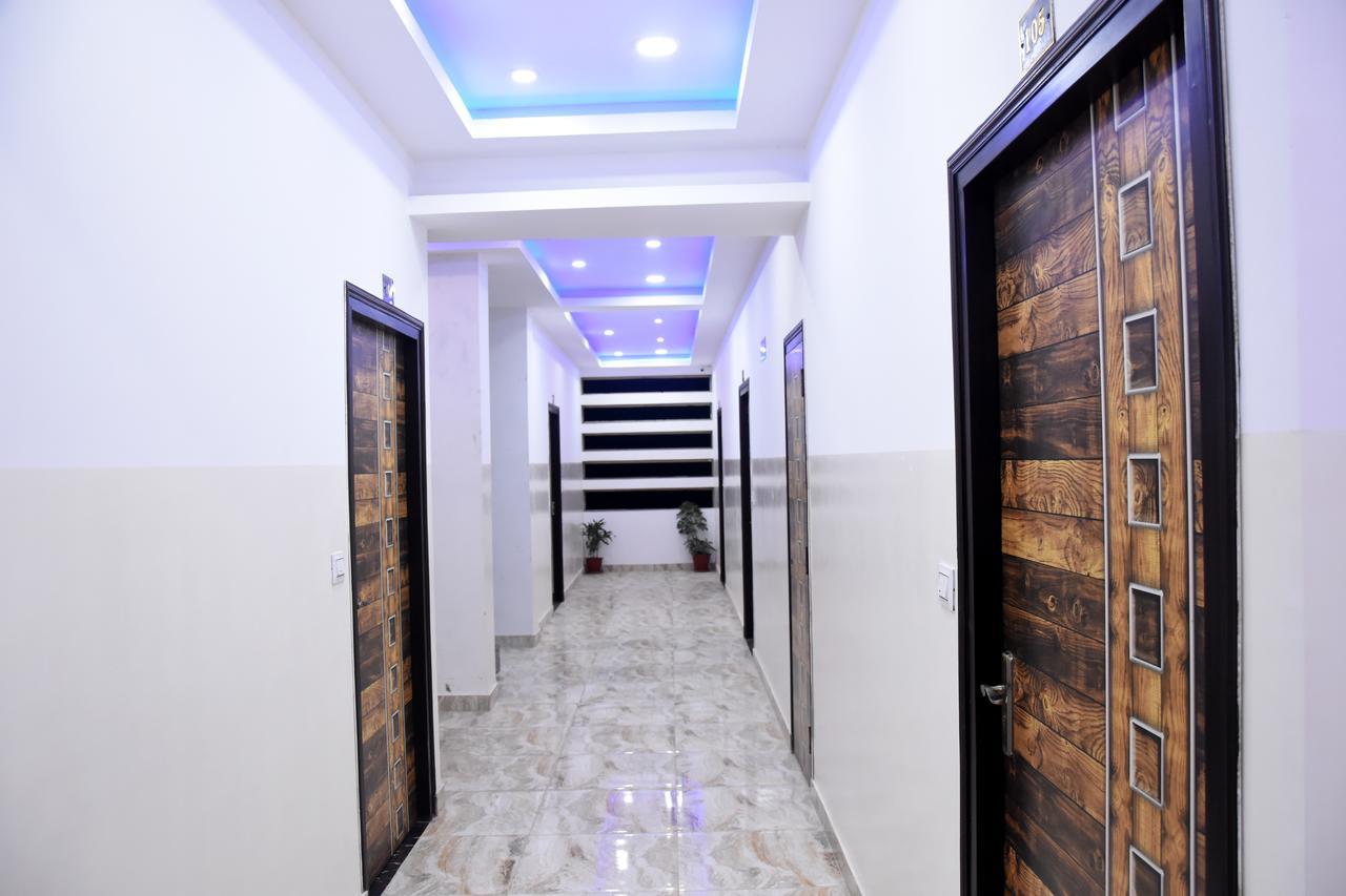 Hotel Rajshree Tanakpur Экстерьер фото