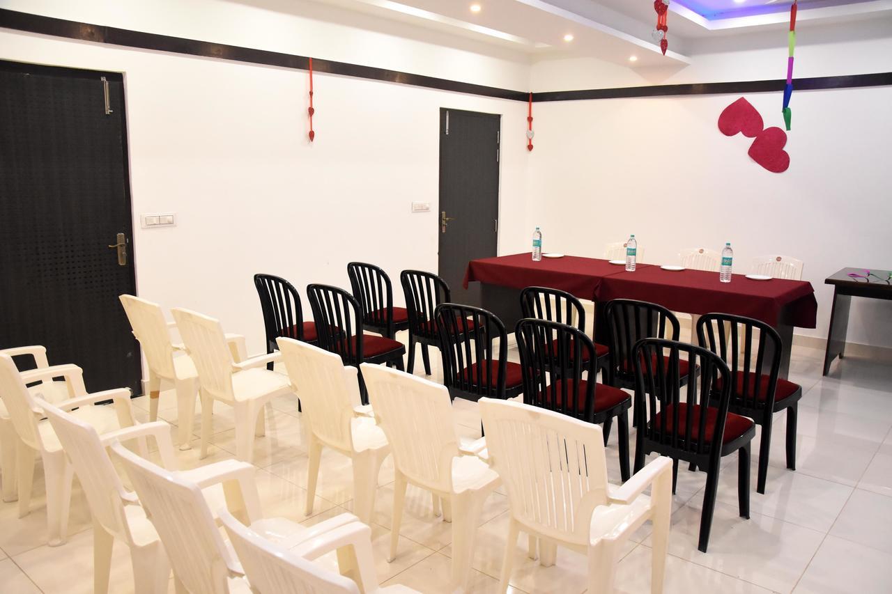 Hotel Rajshree Tanakpur Экстерьер фото